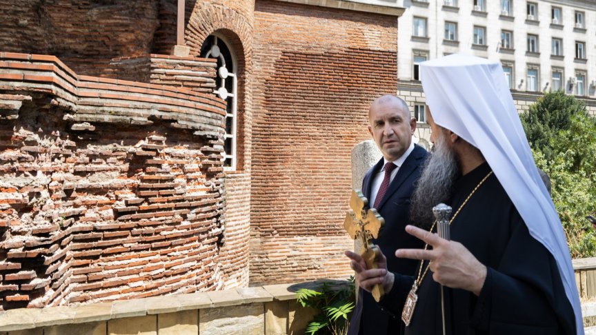 С Негово Светейшество Даниил - Патриарх Български и митрополит Софийски, при обявяване началото на поклонническия маршрут &bdquo;Рилският Чудотворец&ldquo; и на инициативата &bdquo;По пътя на вярата&ldquo; (1 август 2025 г.)
