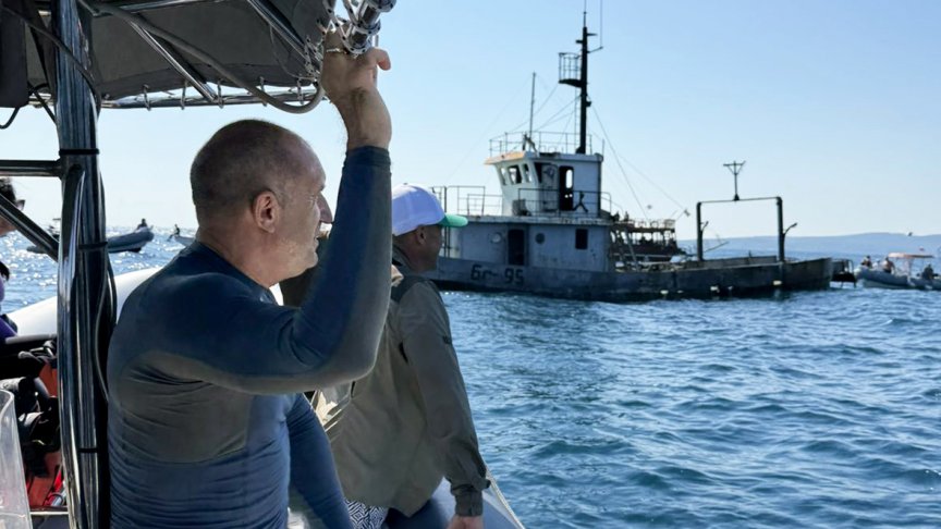 Потопяване на кораба &bdquo;Чавдар&ldquo; край Созопол за превръщането му в изкуствен риф на Черноморското дъно (5 август 2025 г.)
