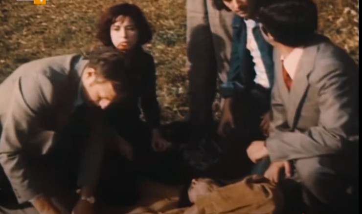 Финалната фатална сцена от "Рекивем за една мръсница"